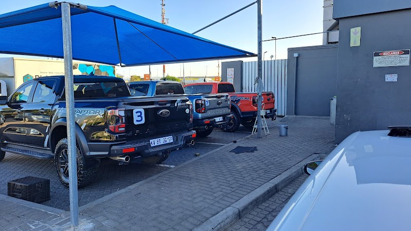 Airport City Car Wash - Photo 3